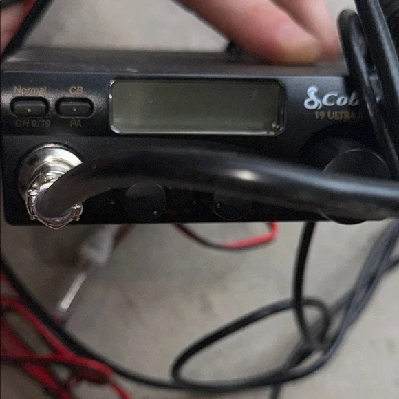 Cobra 19 Ultra III CB Radio with Microphone - Picture 8 of 8